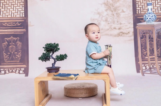 桂平宝宝多久不用拍嗝